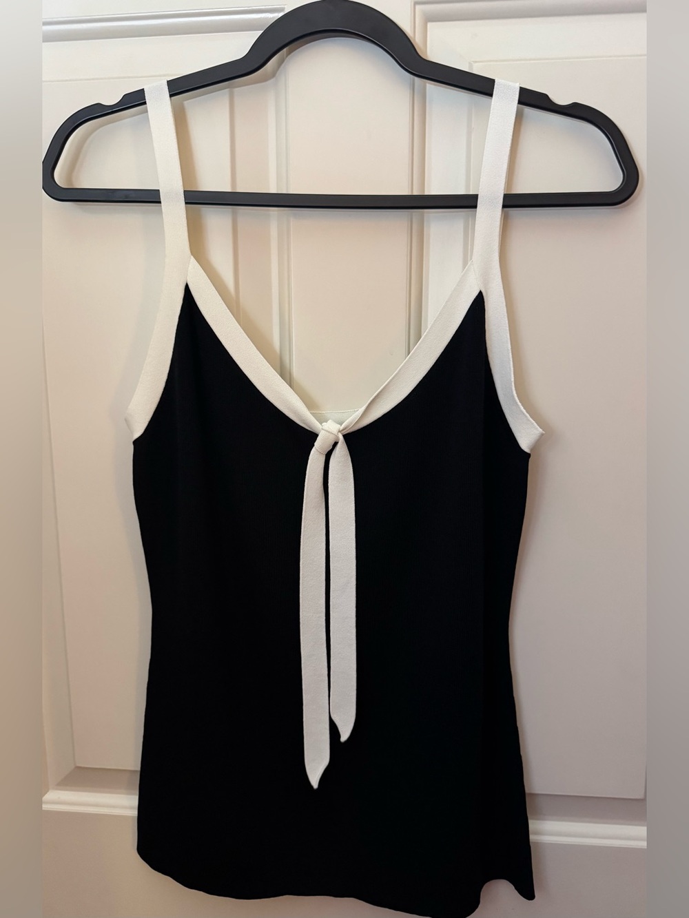 Ann Taylor Top/Tank /Shell Black with White Tie Size - Large ** NWT** - Picture 5 of 16